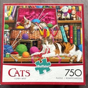 Buffalo David Bitton Red and Green Cat Toy